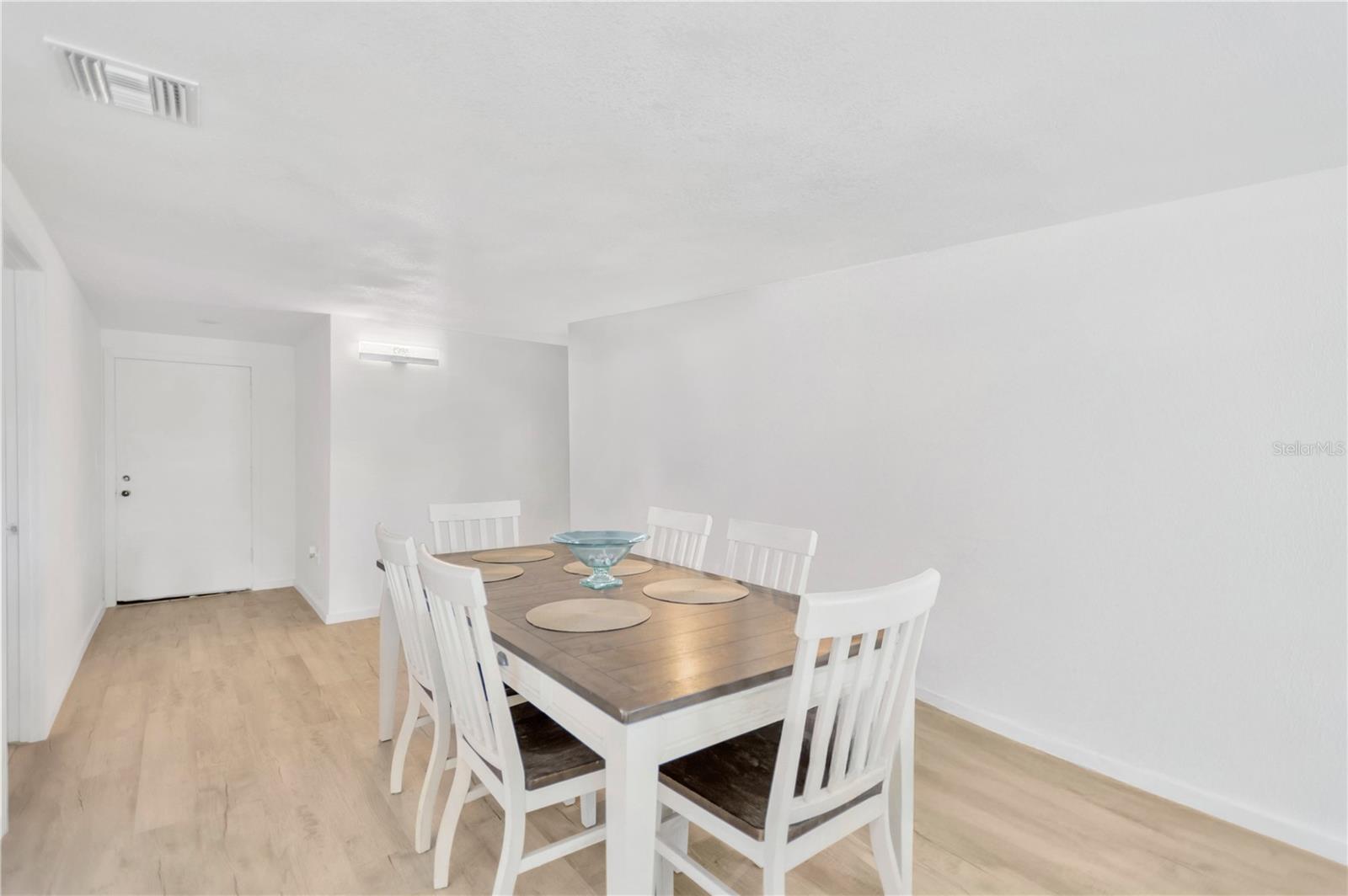 Hosting a holiday party or family celebration ~ this dining room is perfect to accomodate a large gathering.