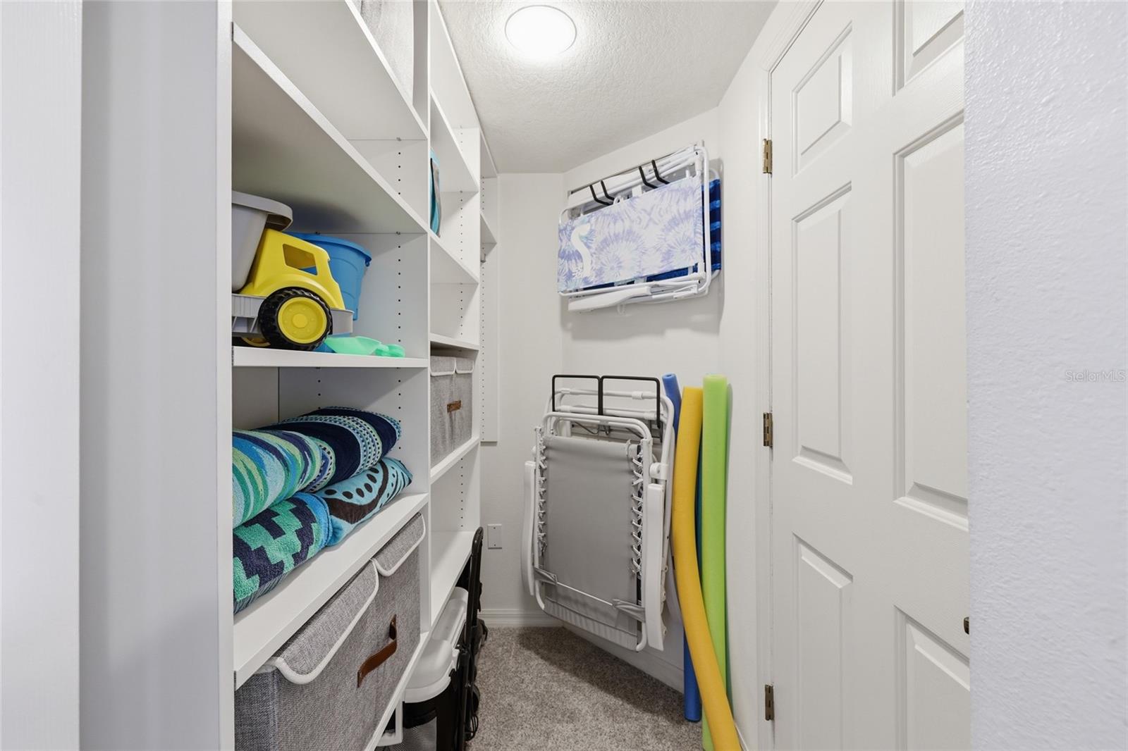 closet in bedroom/office