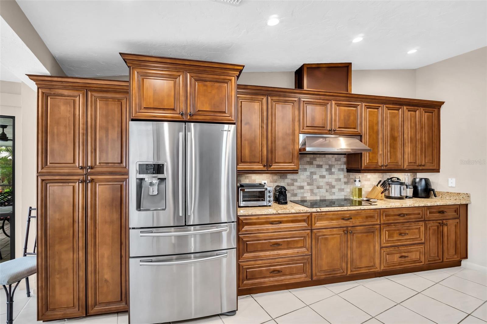 Kitchen with granite ounters