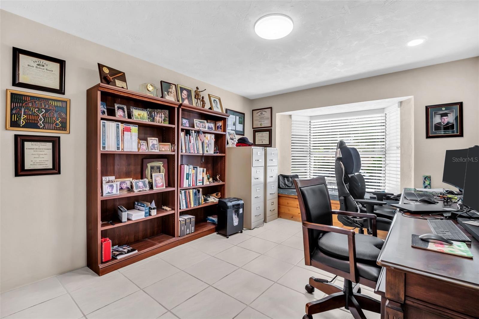 Office connect to primary bedroom