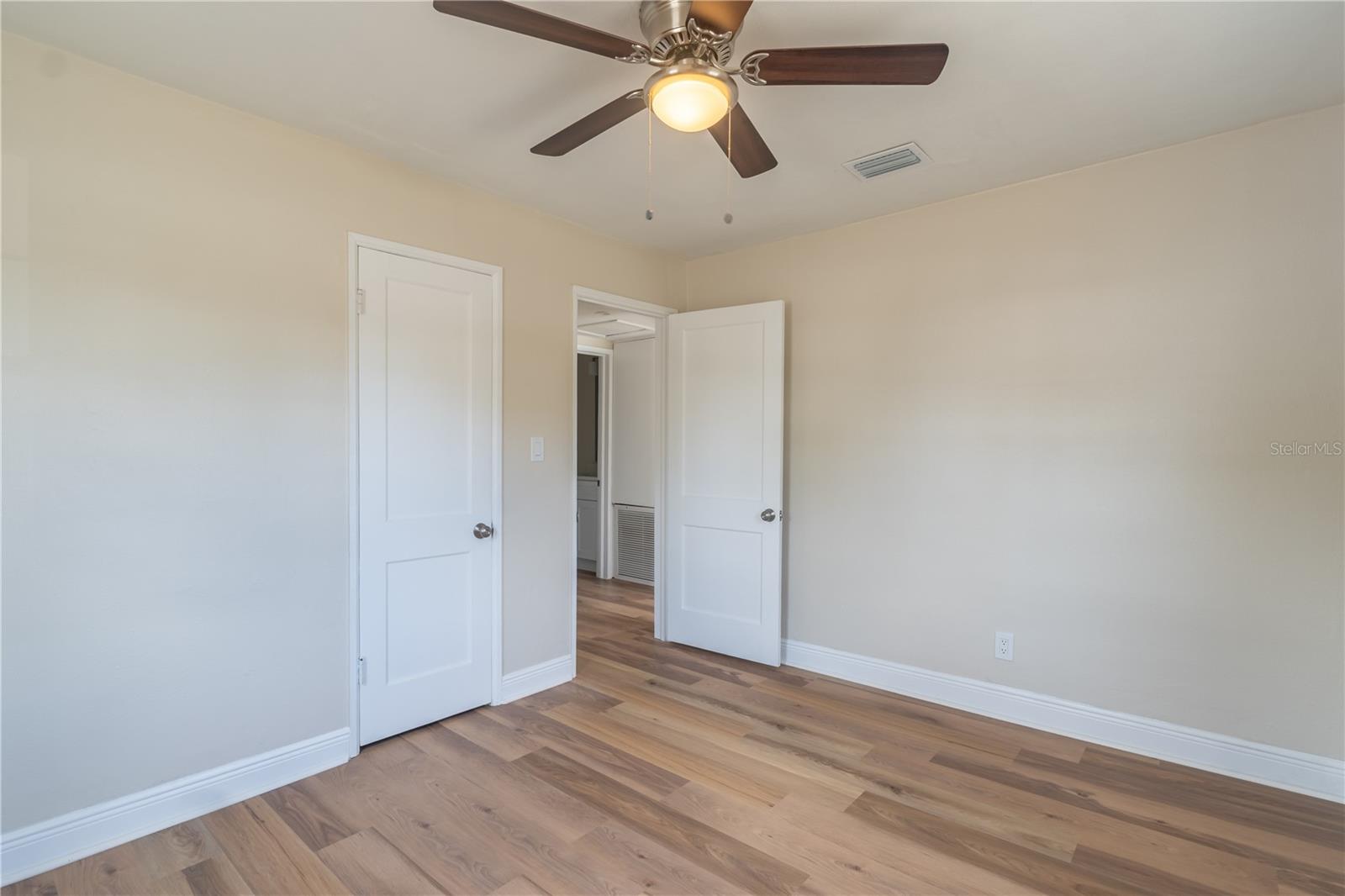 Front bedroom #2