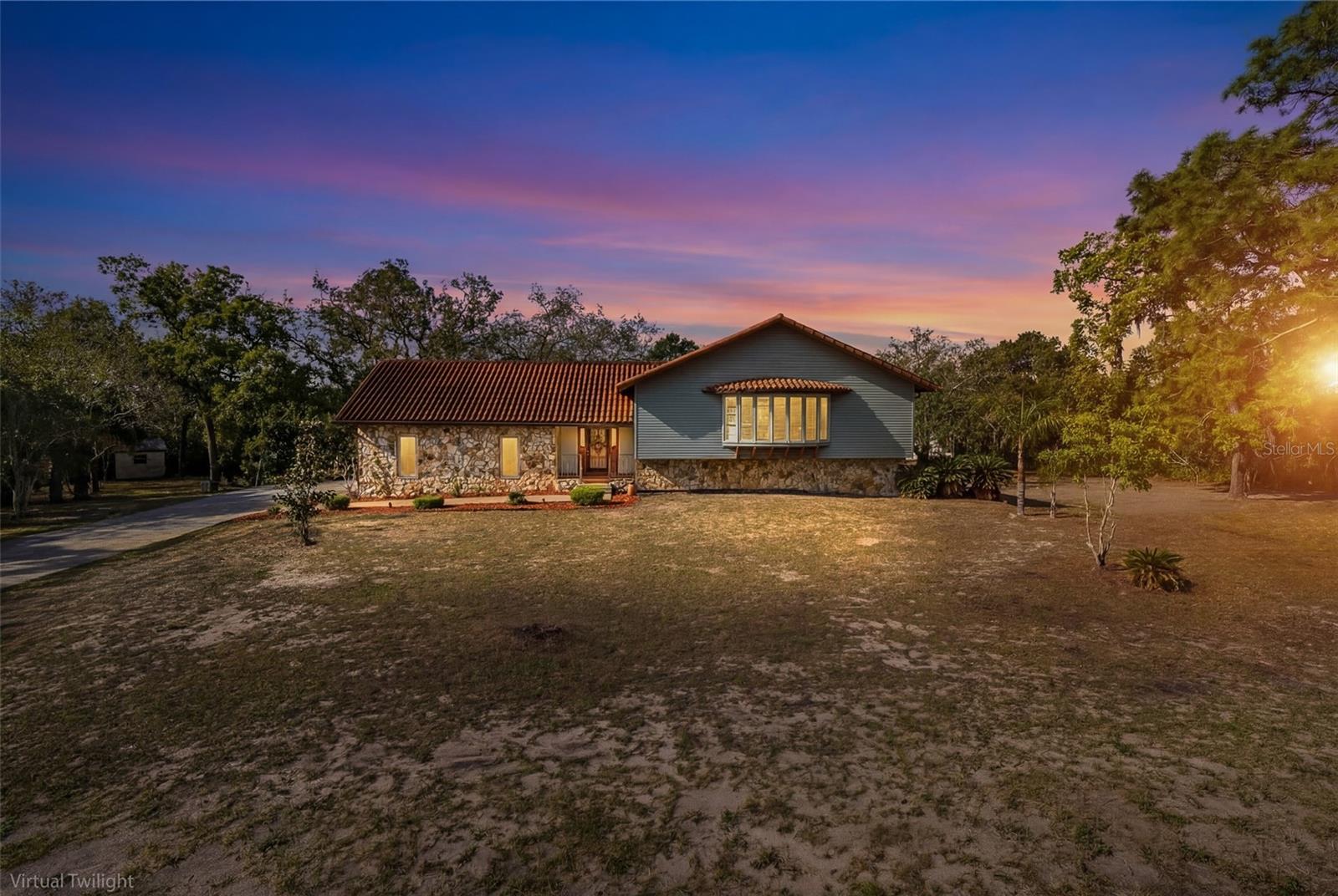 Welcome to 9947 Grove Dr in Golden Acres