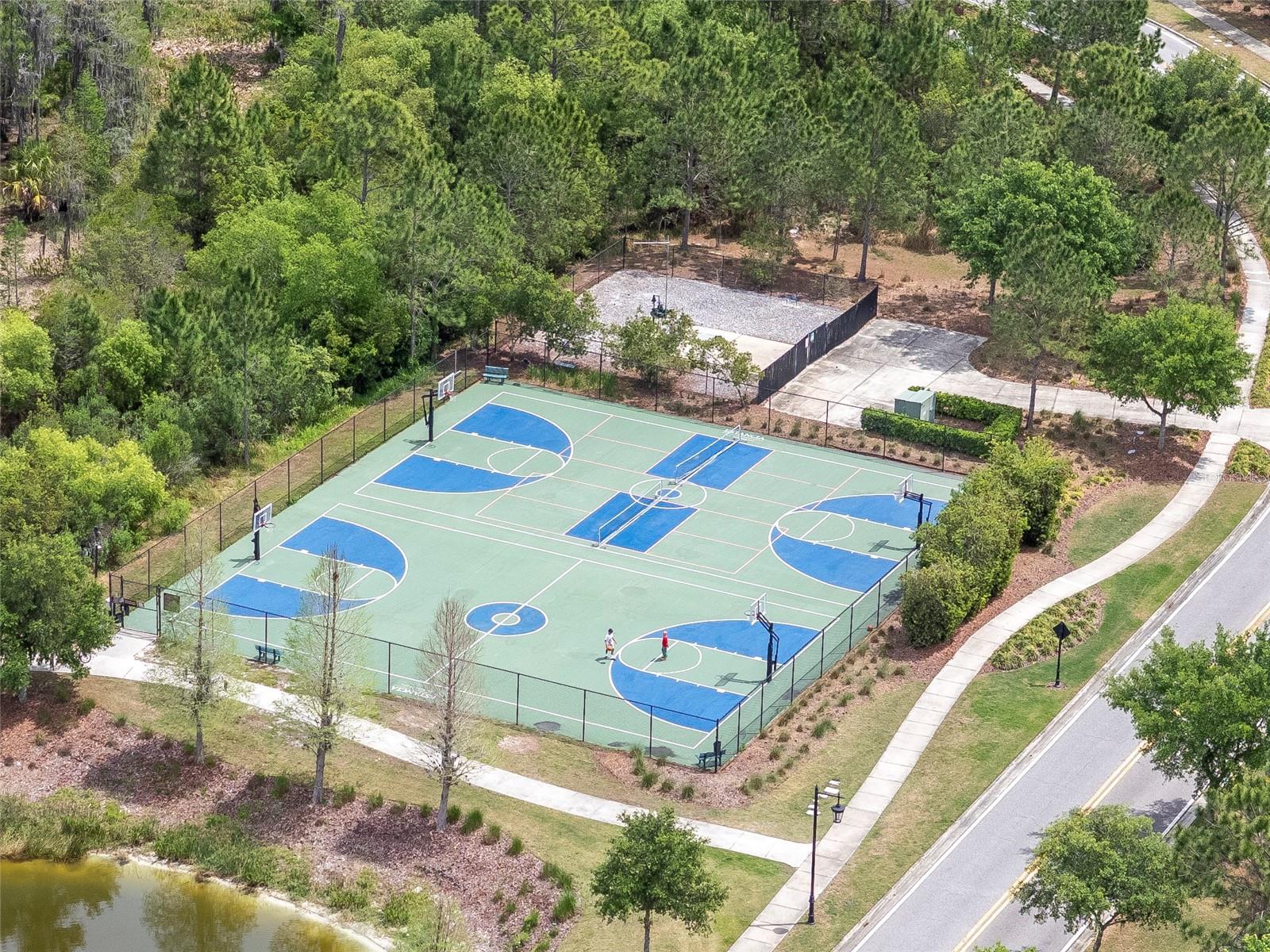 Estancia Basketball and Pickleball courts