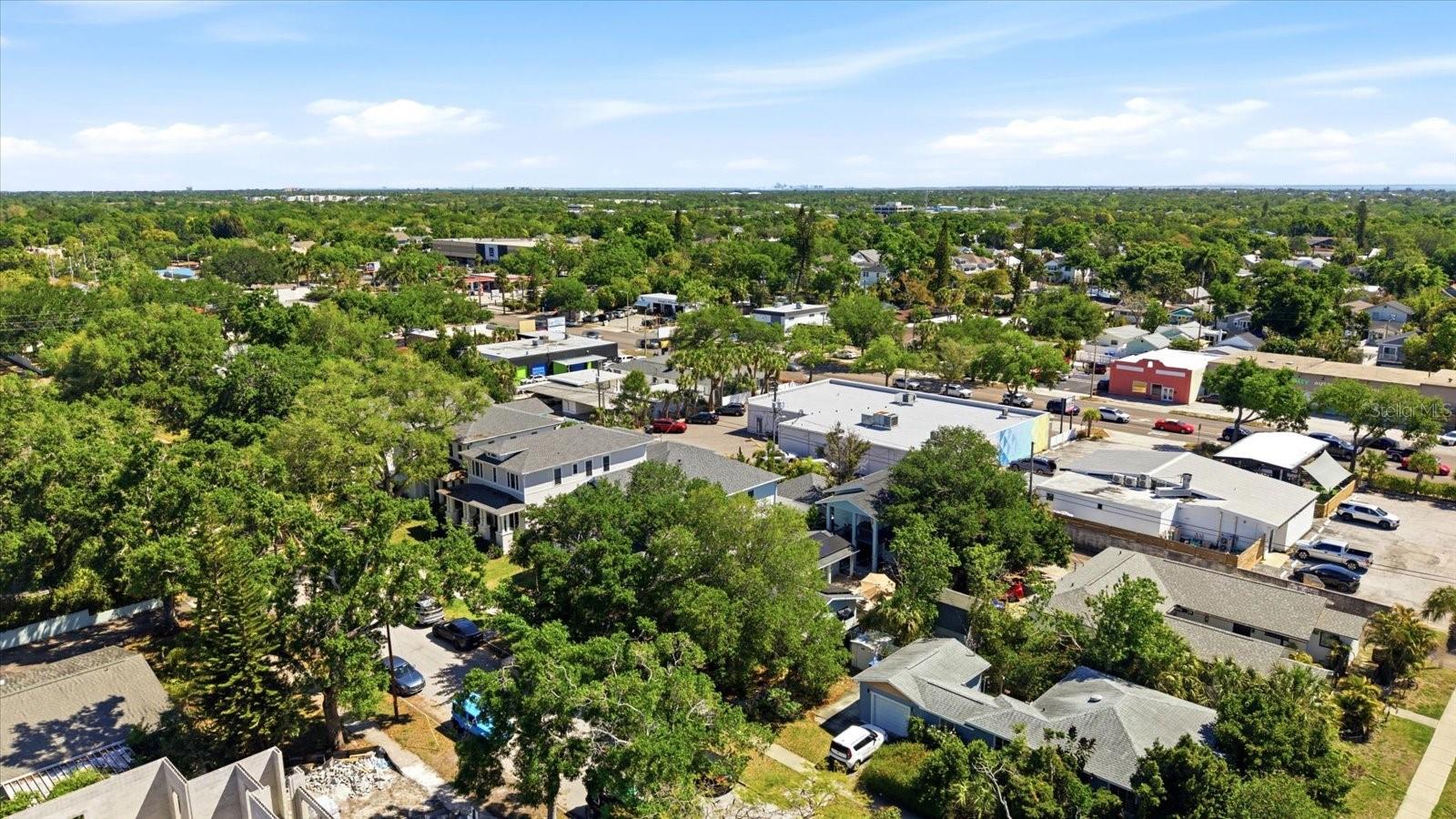 Neighborhood aerial view showing proximity to local amenities