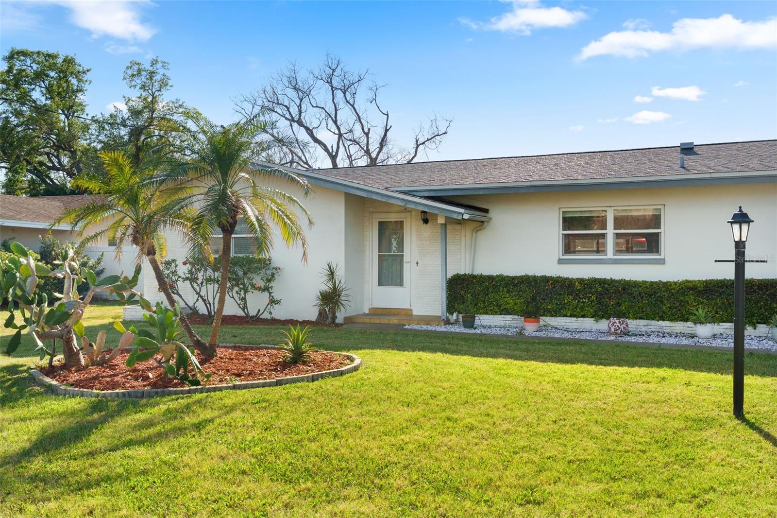 1768 Harbor Cir E