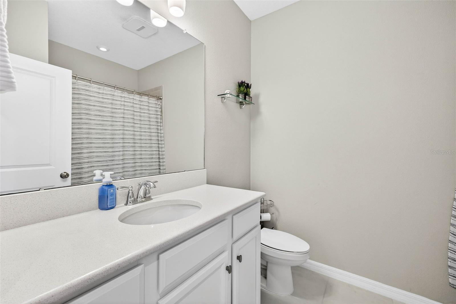 Bathroom 3 *full bath