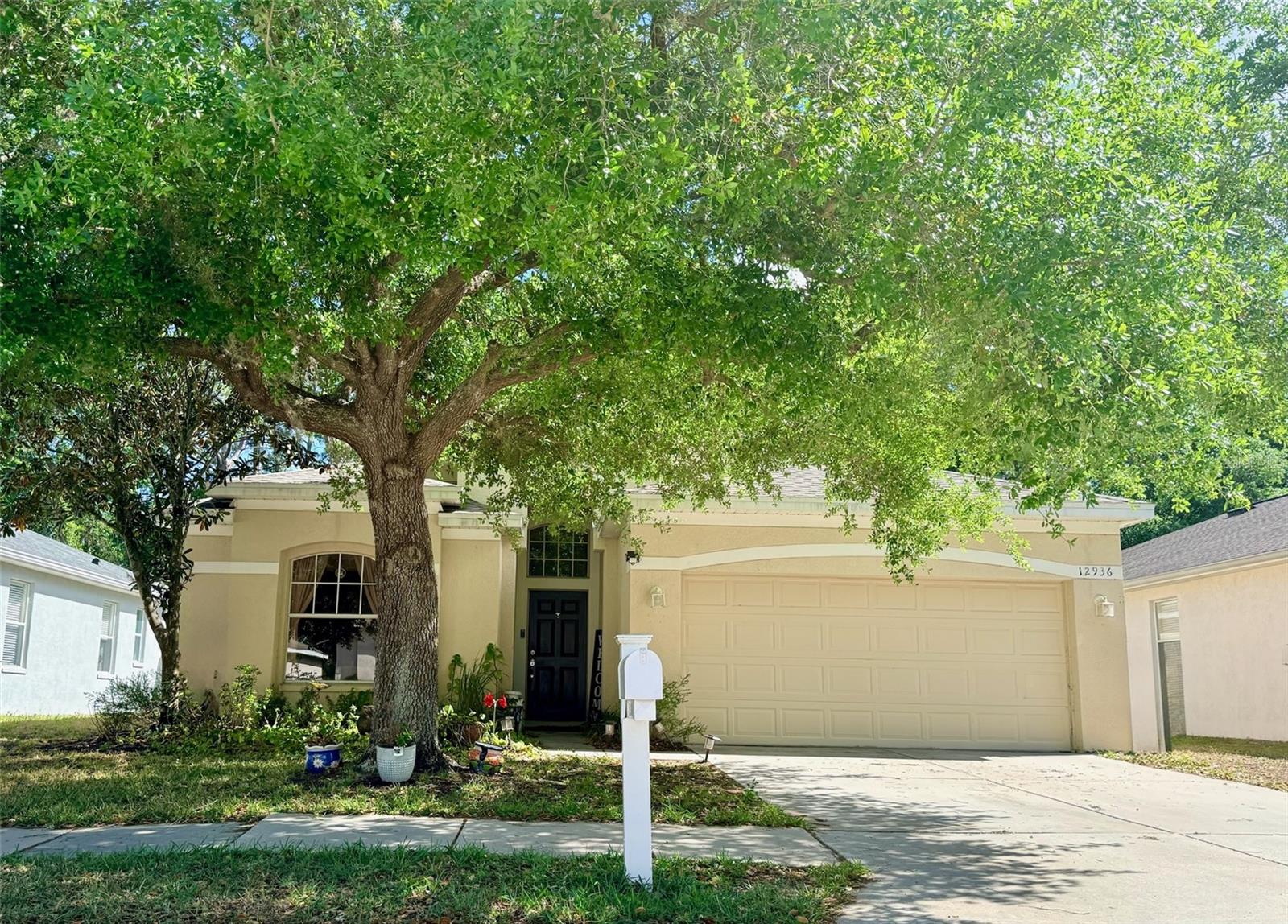 Spacious 3/2 in Pine Ridge at Sugar Creek