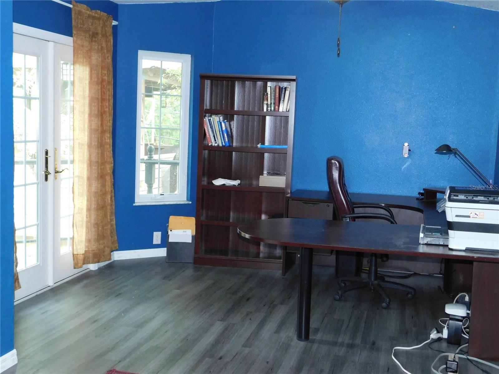 Access to balcony overlooking backyard