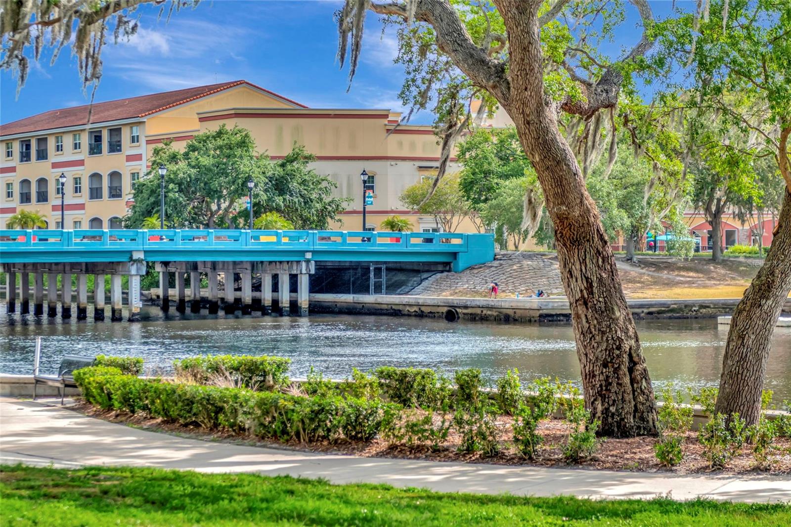 Main Street Bridge