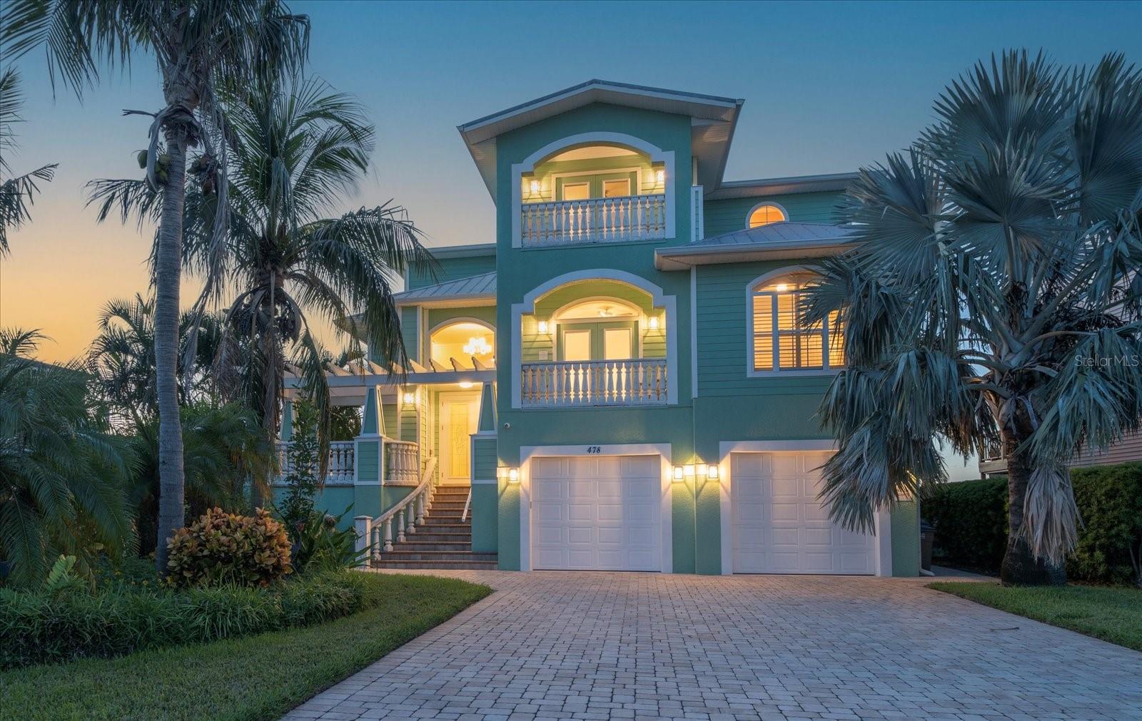 Exquisite waterfront residence in Indian Rocks Beach!