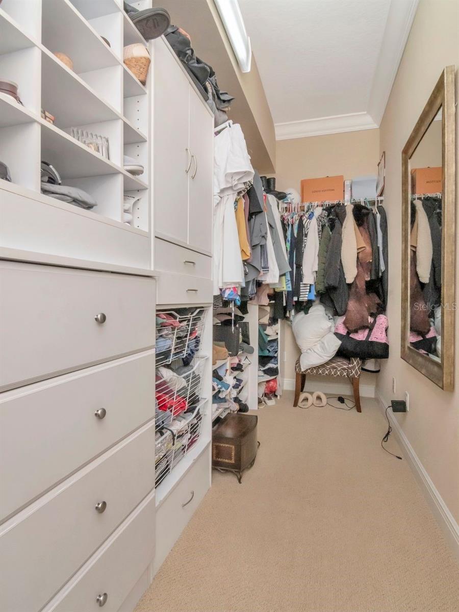 2 walk in closets in primary.