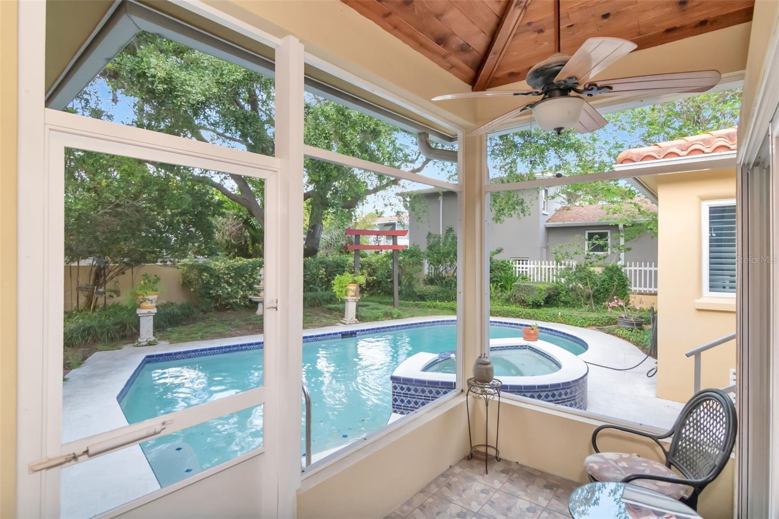 Porch/patio