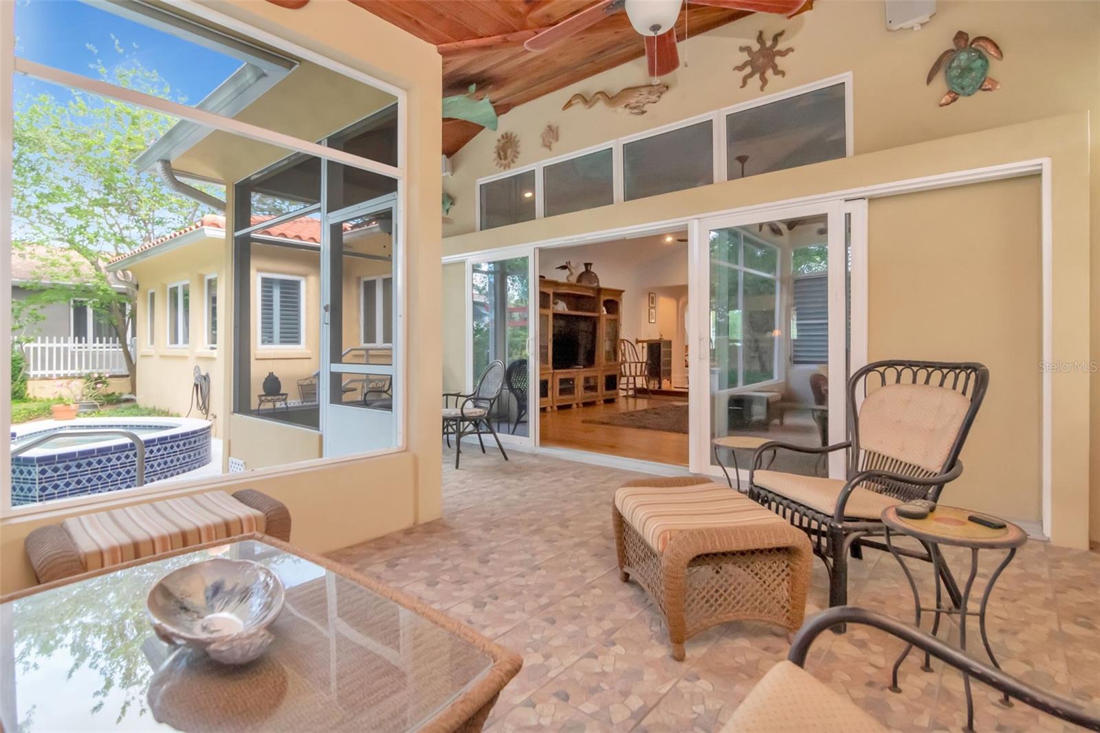 Porch/patio