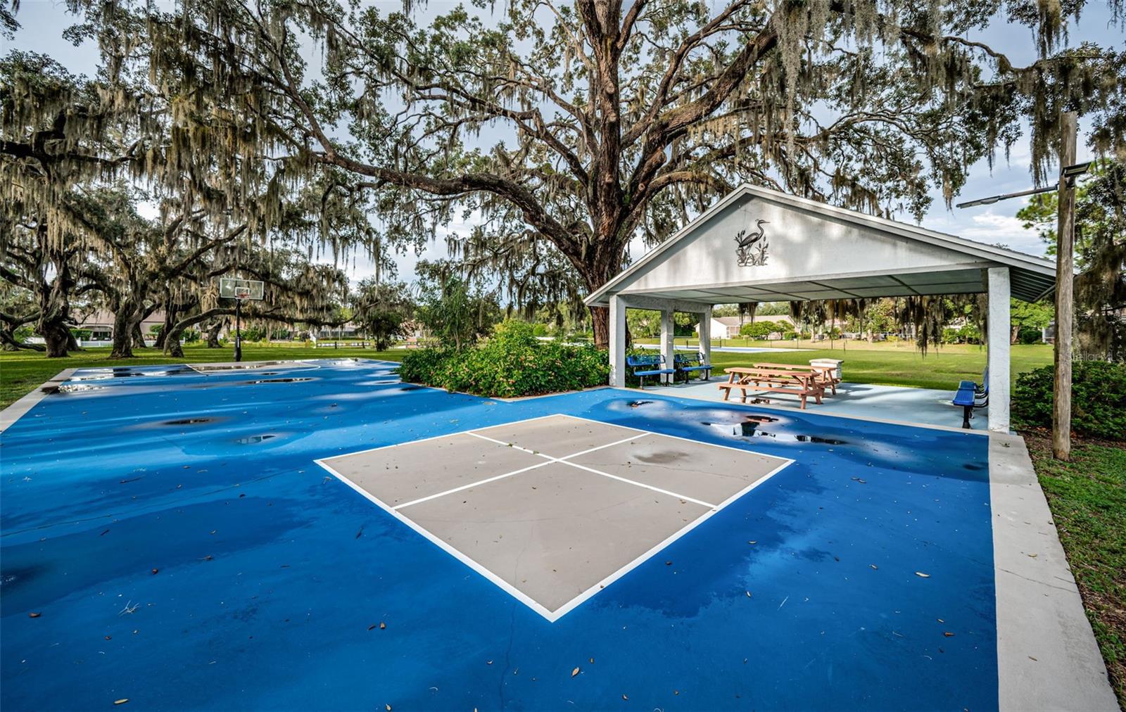 Whispering Lakes Park