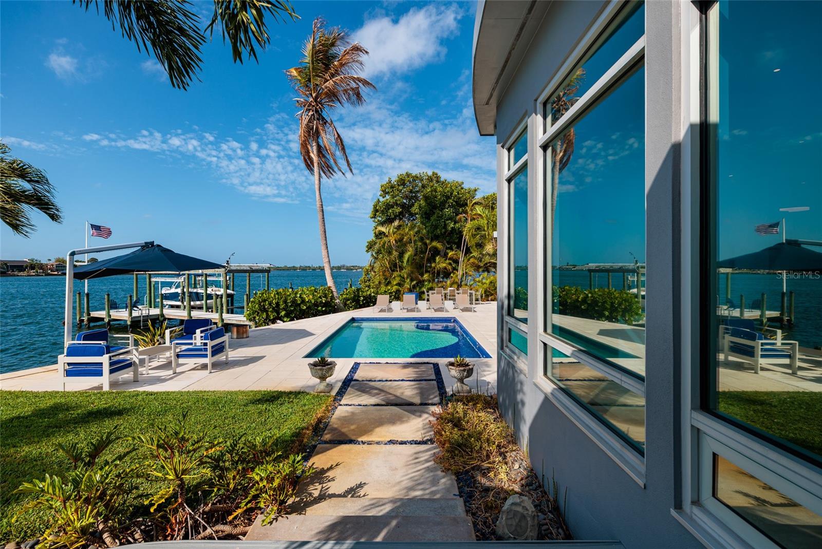 Hot and cold water pool for year round enjoyment.