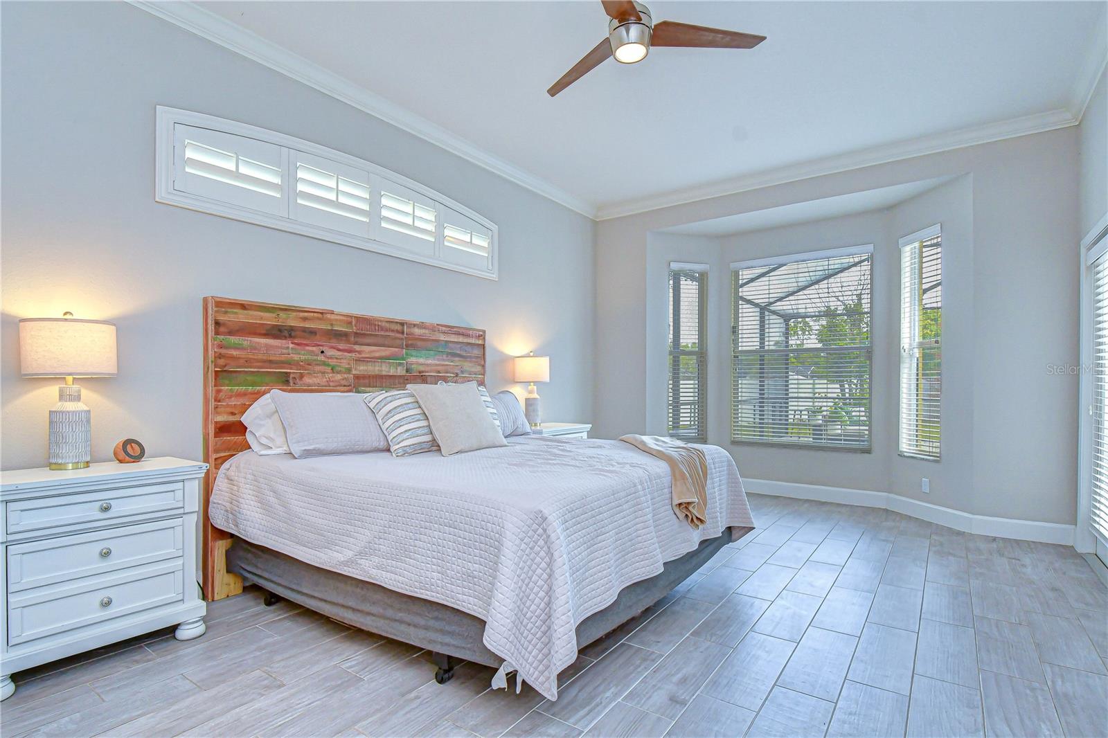 Extended primary retreat with double-door entry.