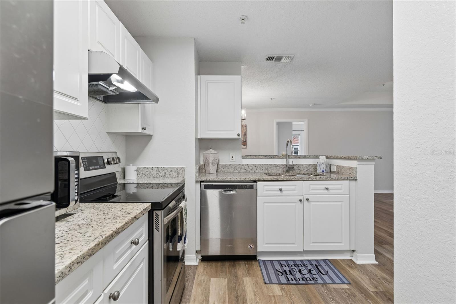 Kitchen & Entryway