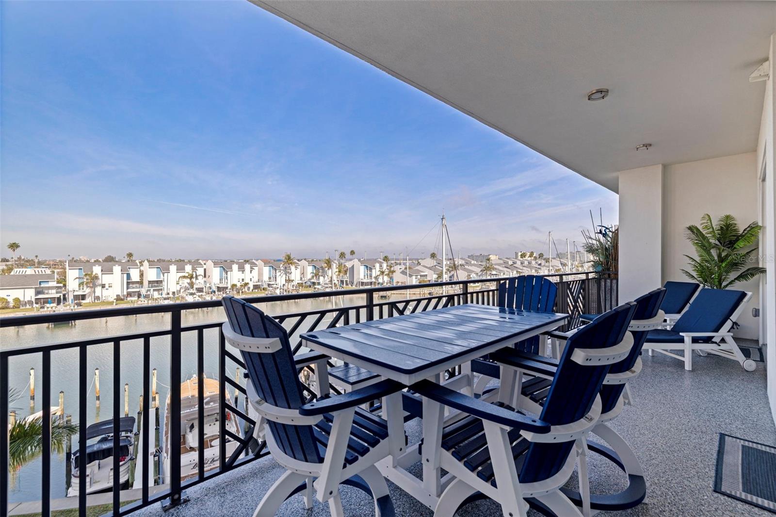 Intracoastal & Harbor Views
