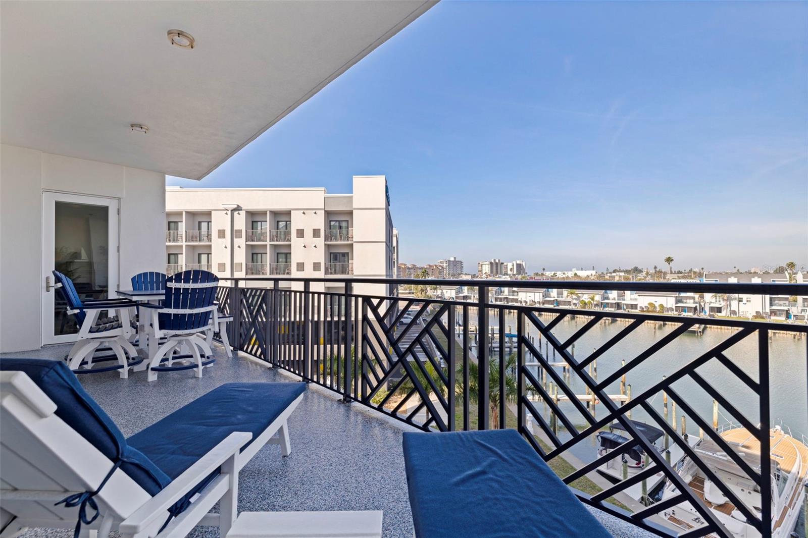 Waterfront Living - Overlooking Harbor