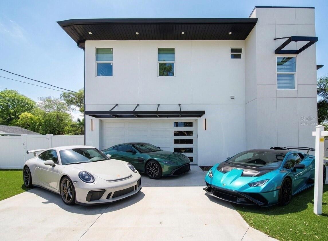 Virtually Staged Driveway