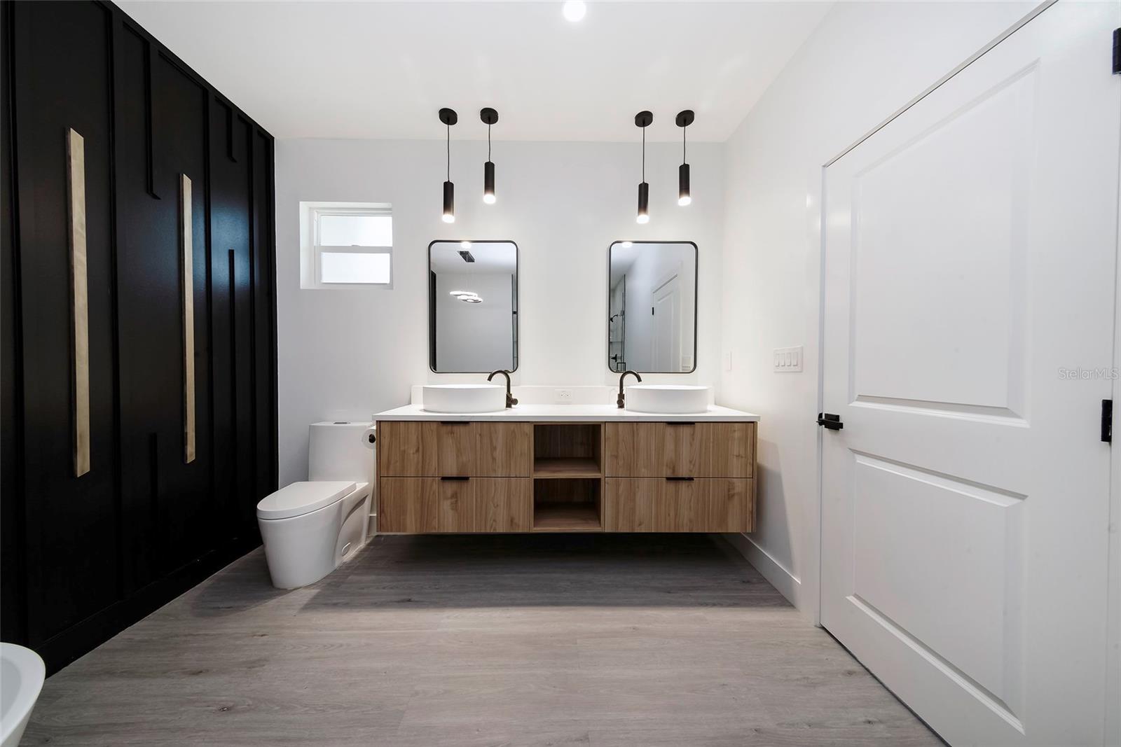 Master Bathroom Sinks and Toilet