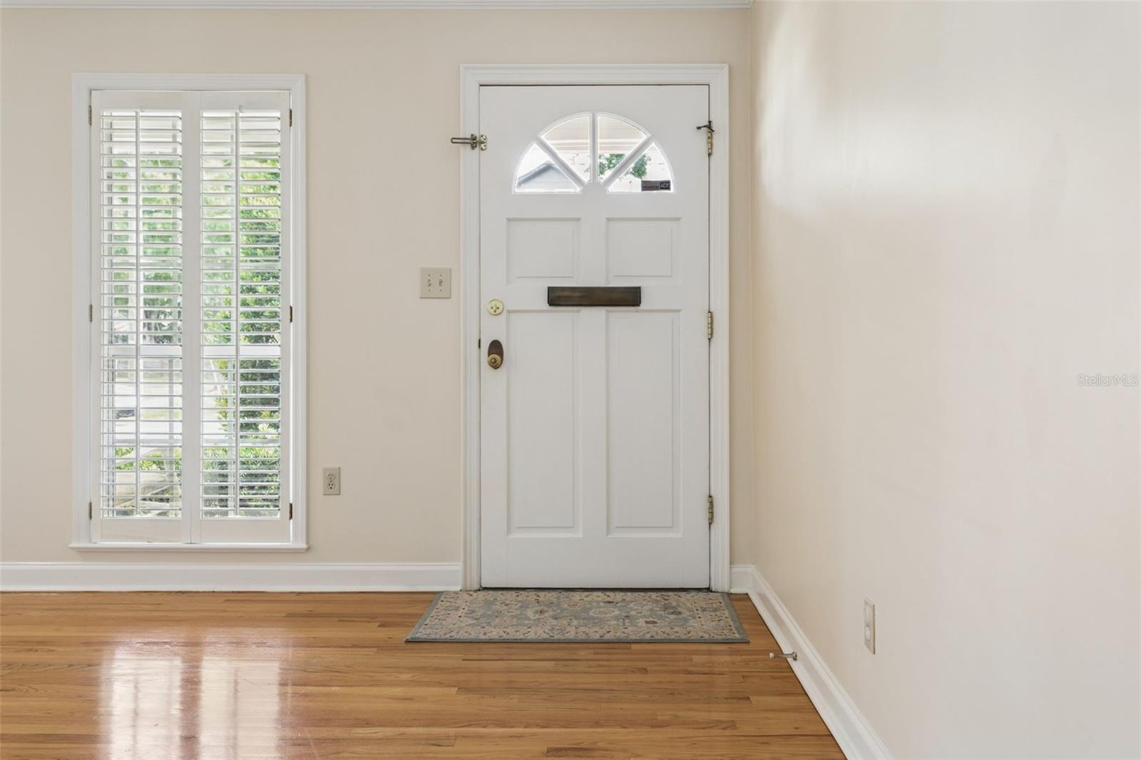 entryway to living room