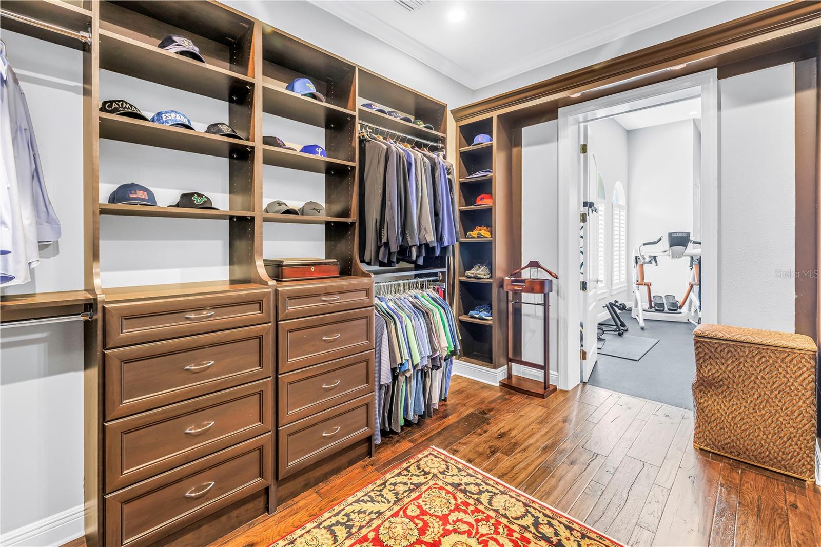 Custom California Closet