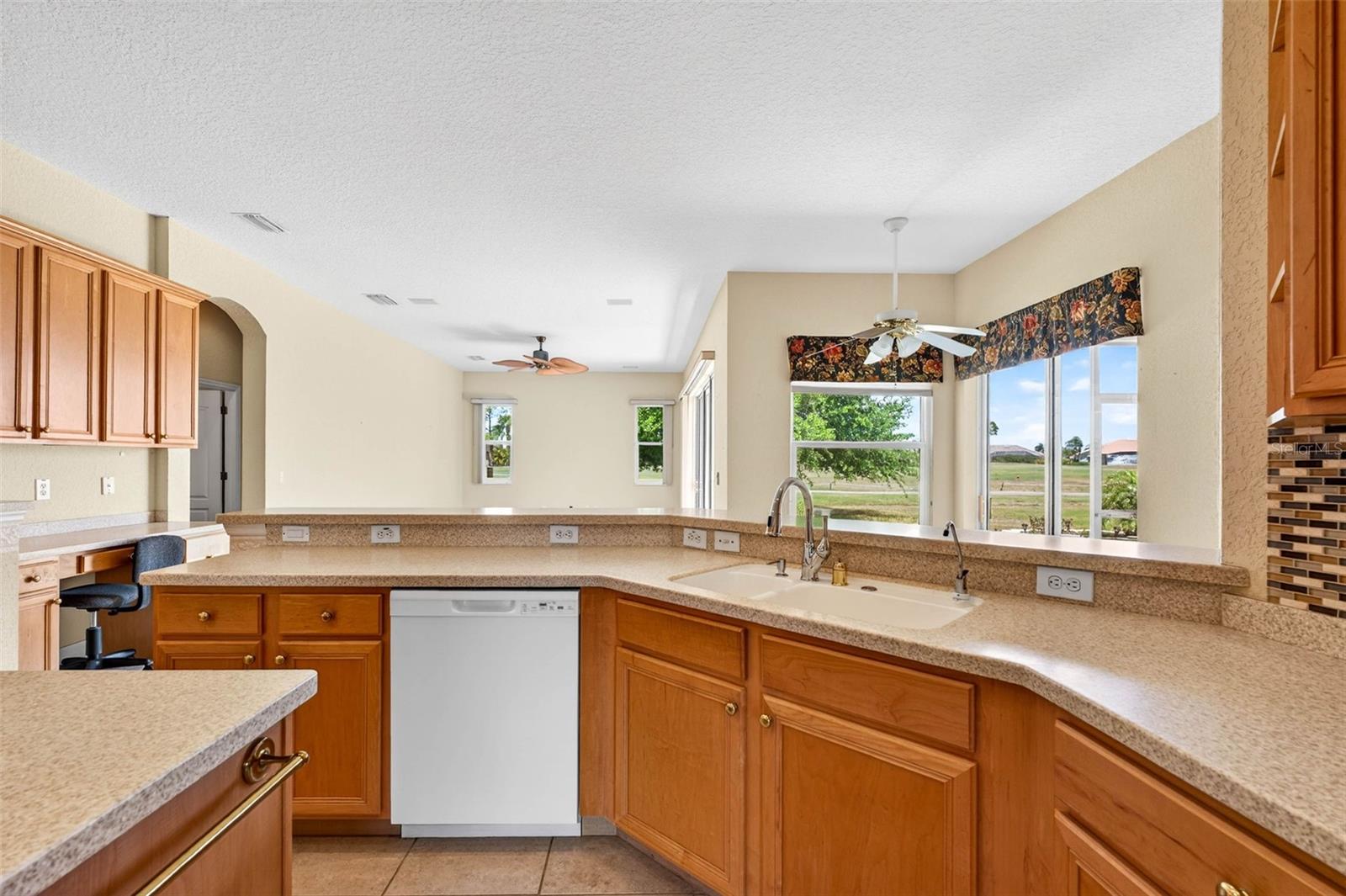 Kitchen looking to family room