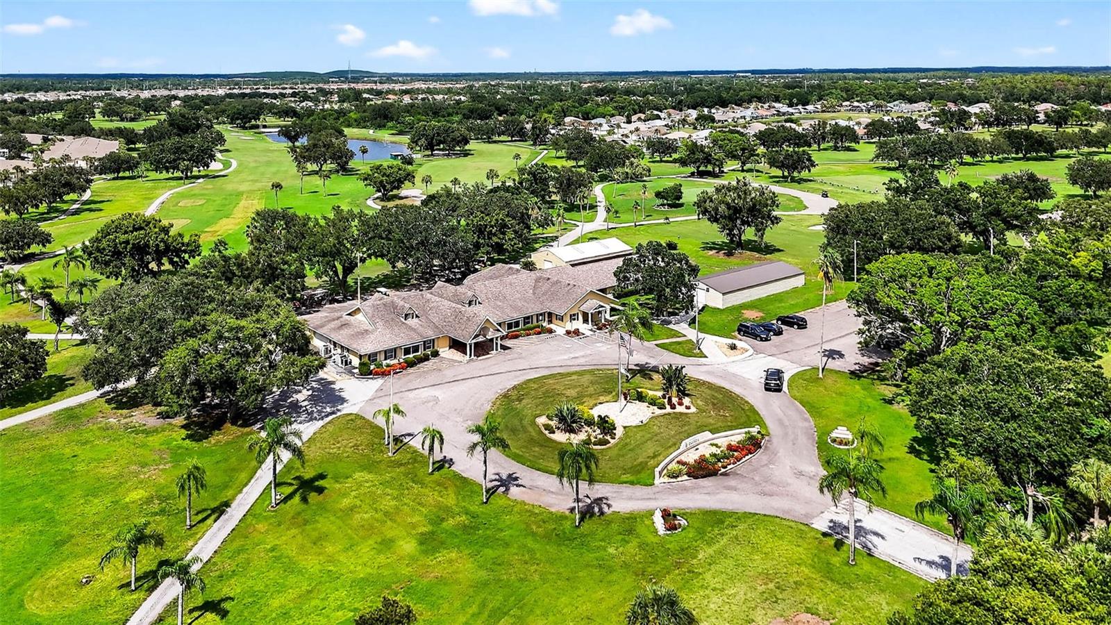 Aerial view of optional Caloosa golf club