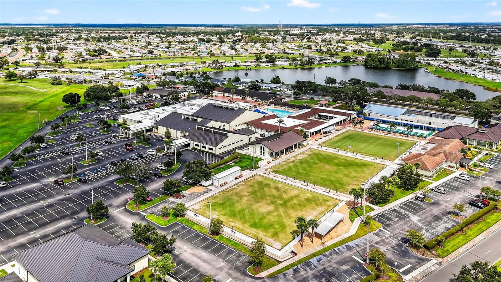 Aerial view of Sun City Center Amenities