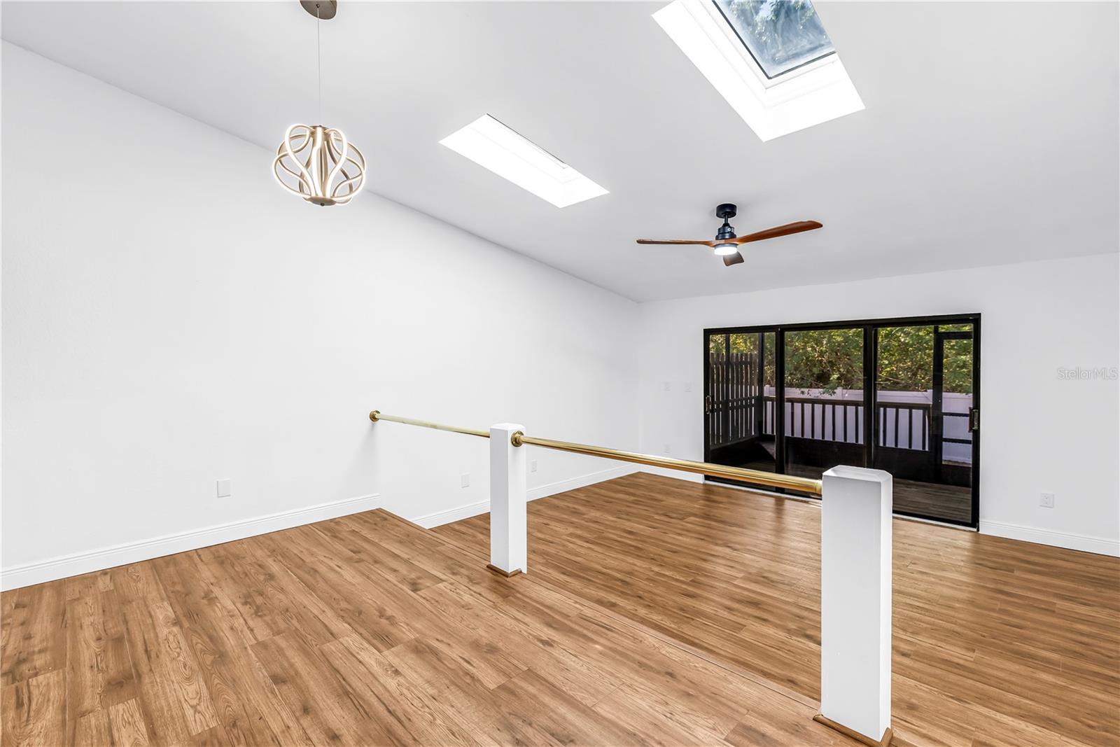Dining / Living Room