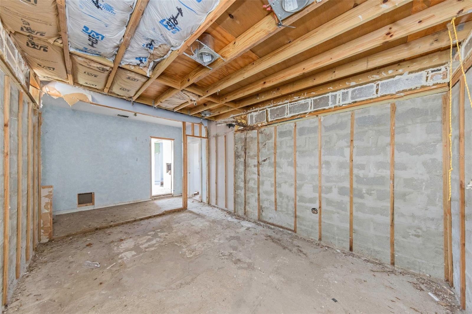 Master Bedroom - Reverse View