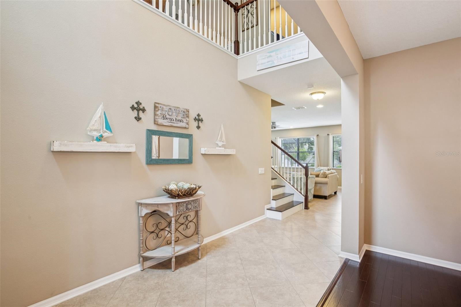 SPACIOUS ENTRY HALL BY FRONT DOOR