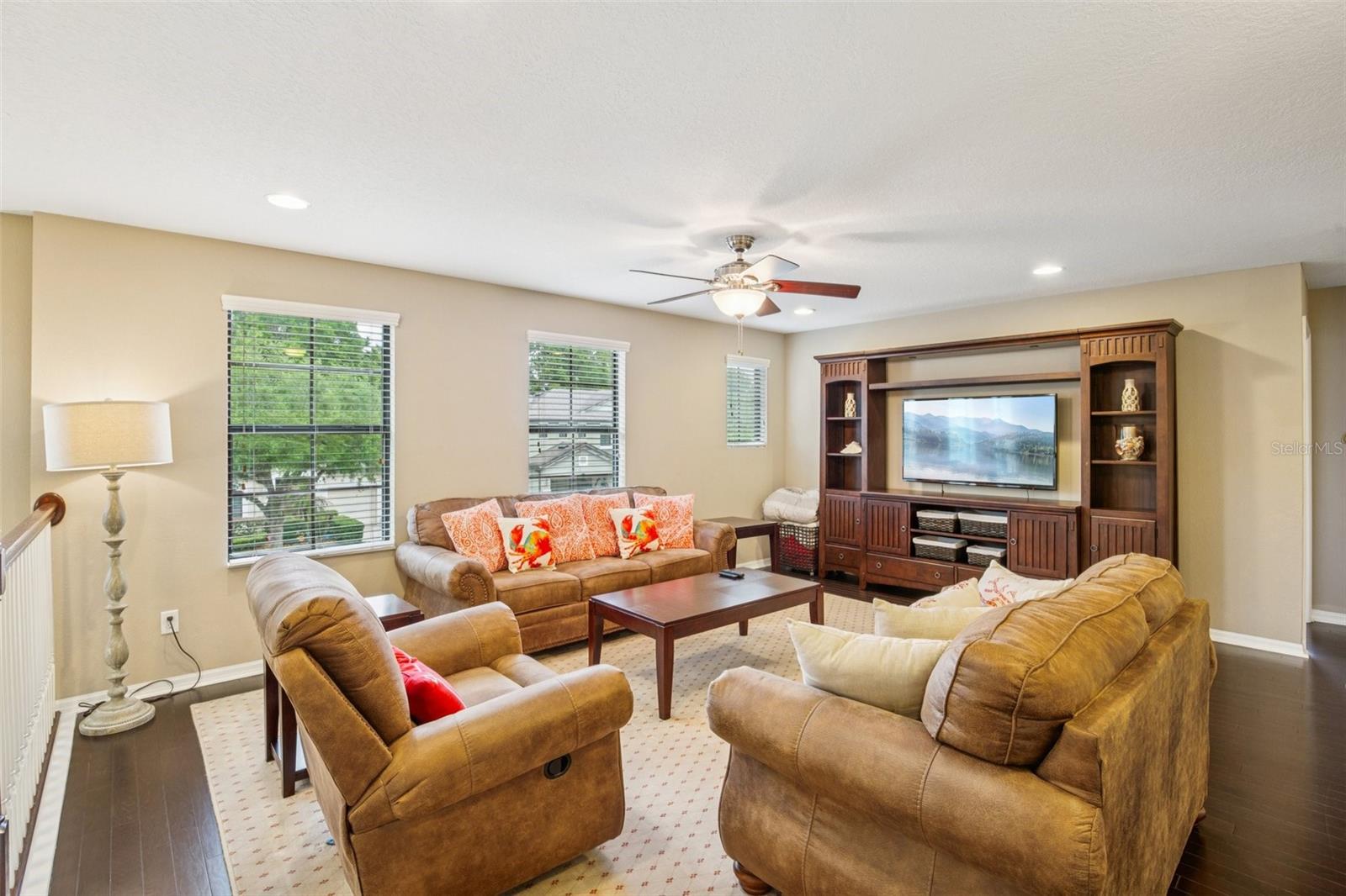 LARGE UPSTAIRS BONUS ROOM PROVIDES ROOM FOR EVERYONE!