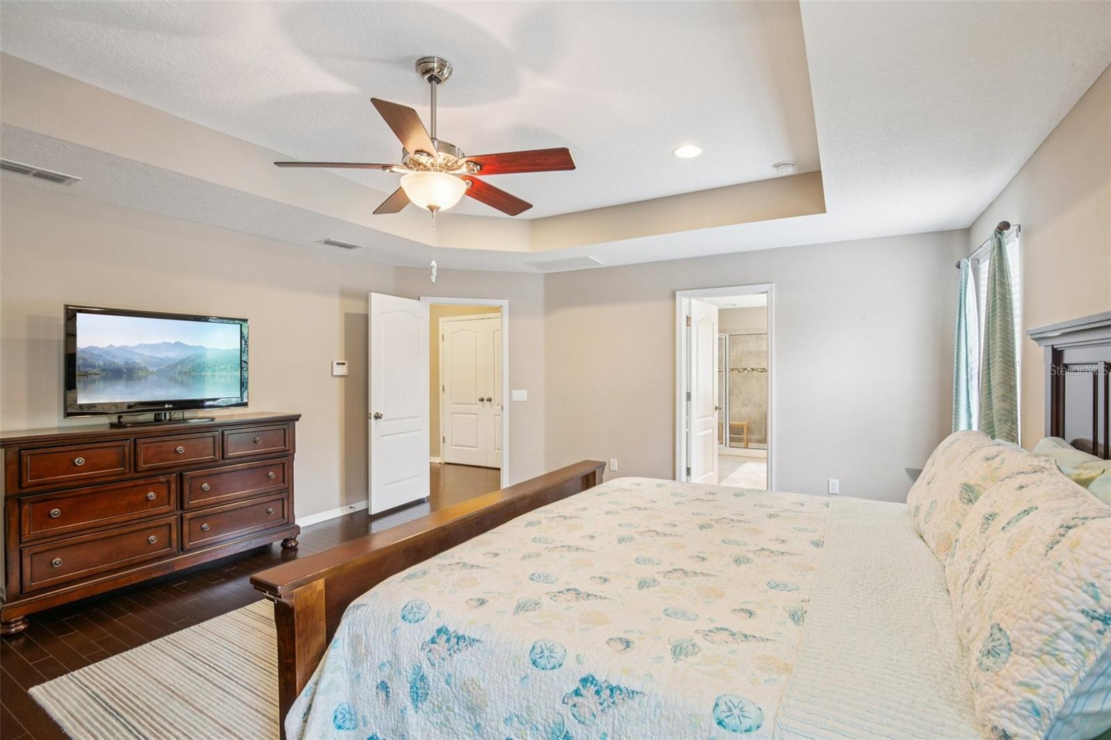 PRIMARY BEDROOM UPSTAIRS