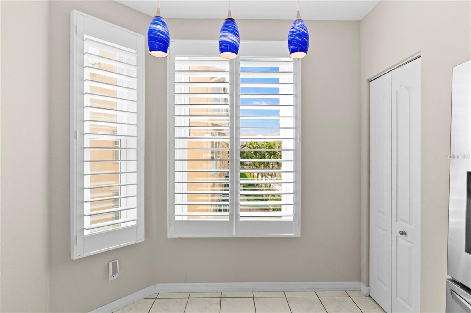 Sunny Breakfast Nook overlooking the Pool