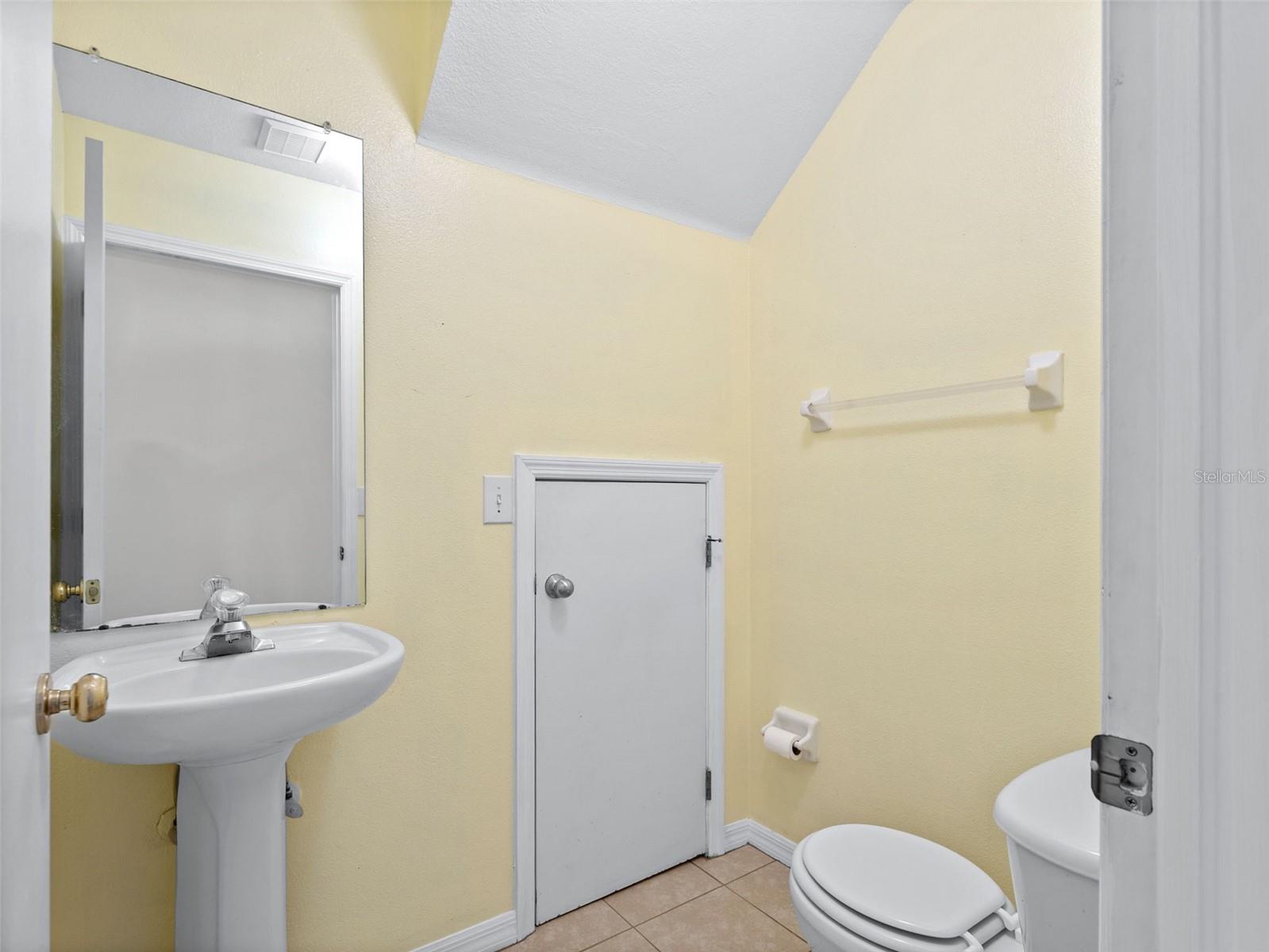 1st Floor half bath