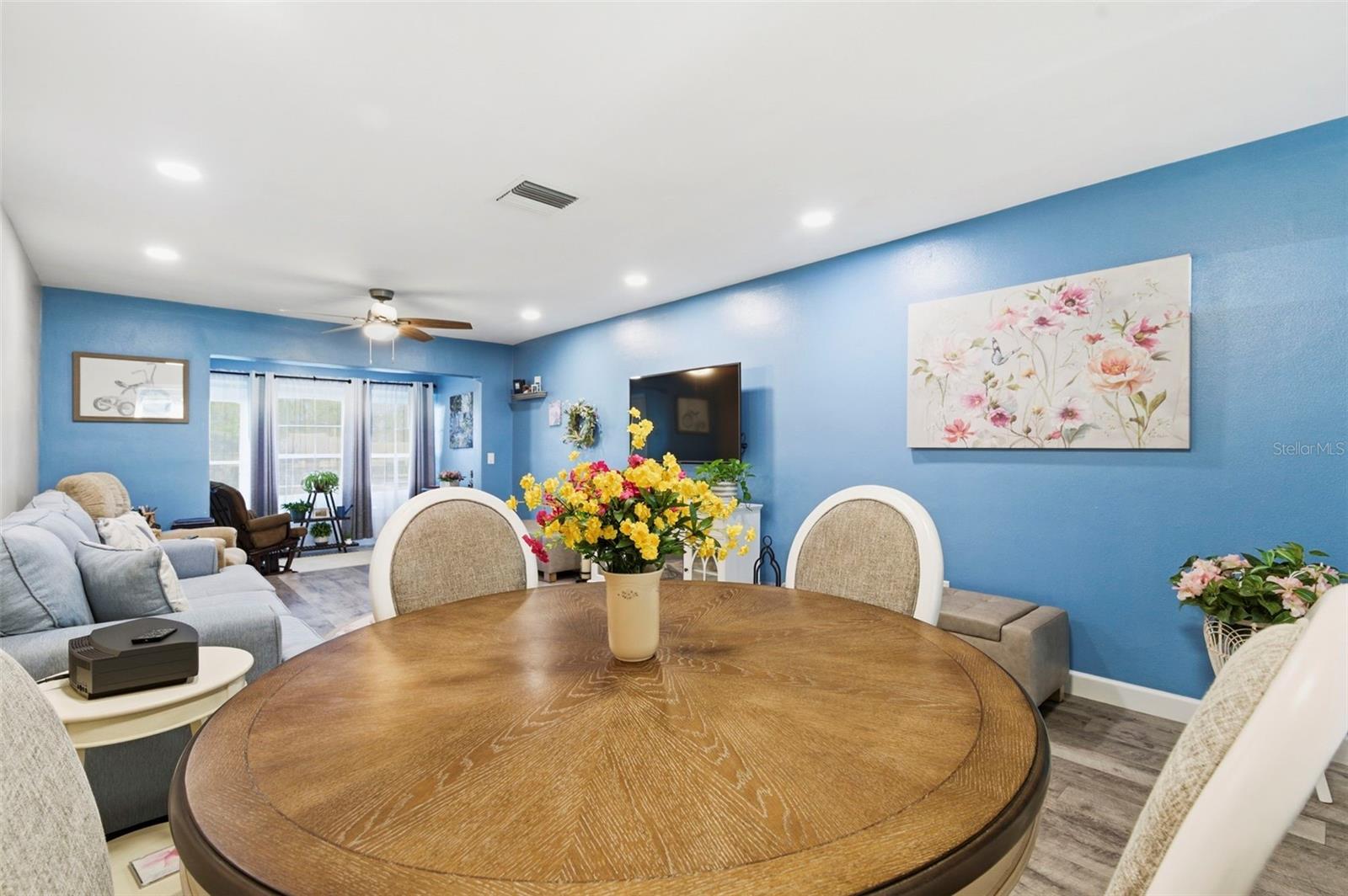 Dining Room/Living Room