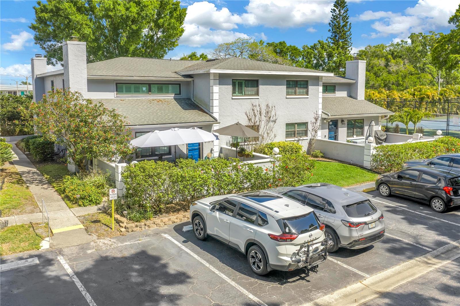 5861 Calais Blvd N # 1 front of building & parking