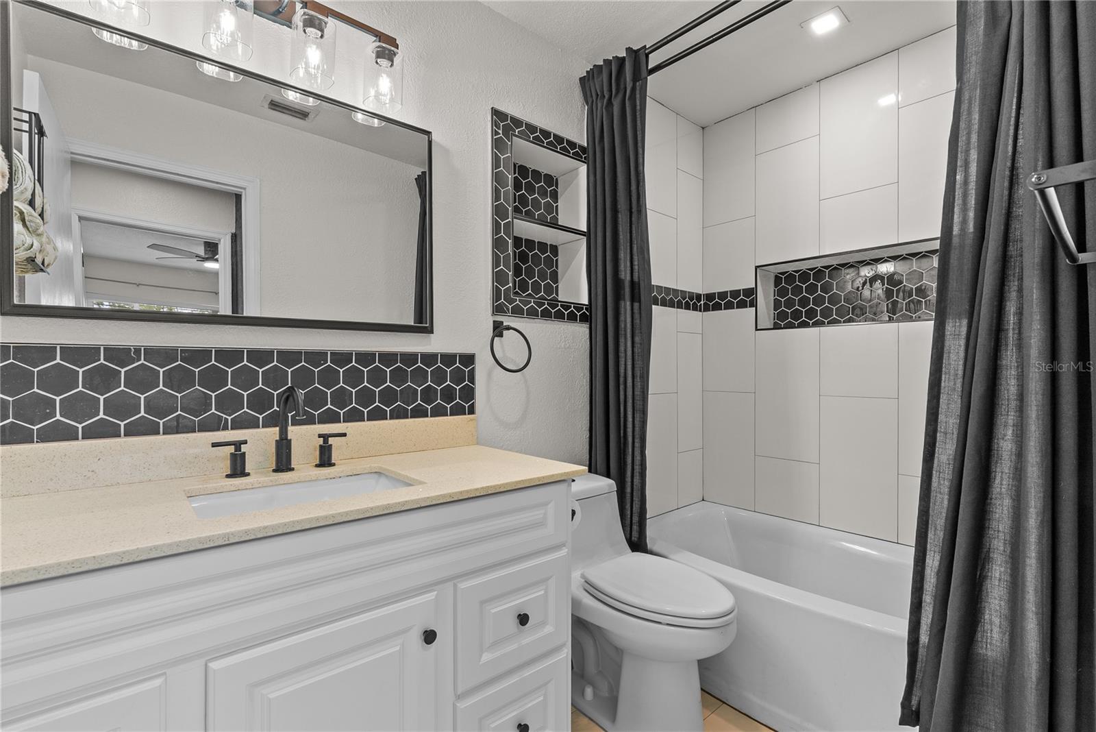2nd Bathroom