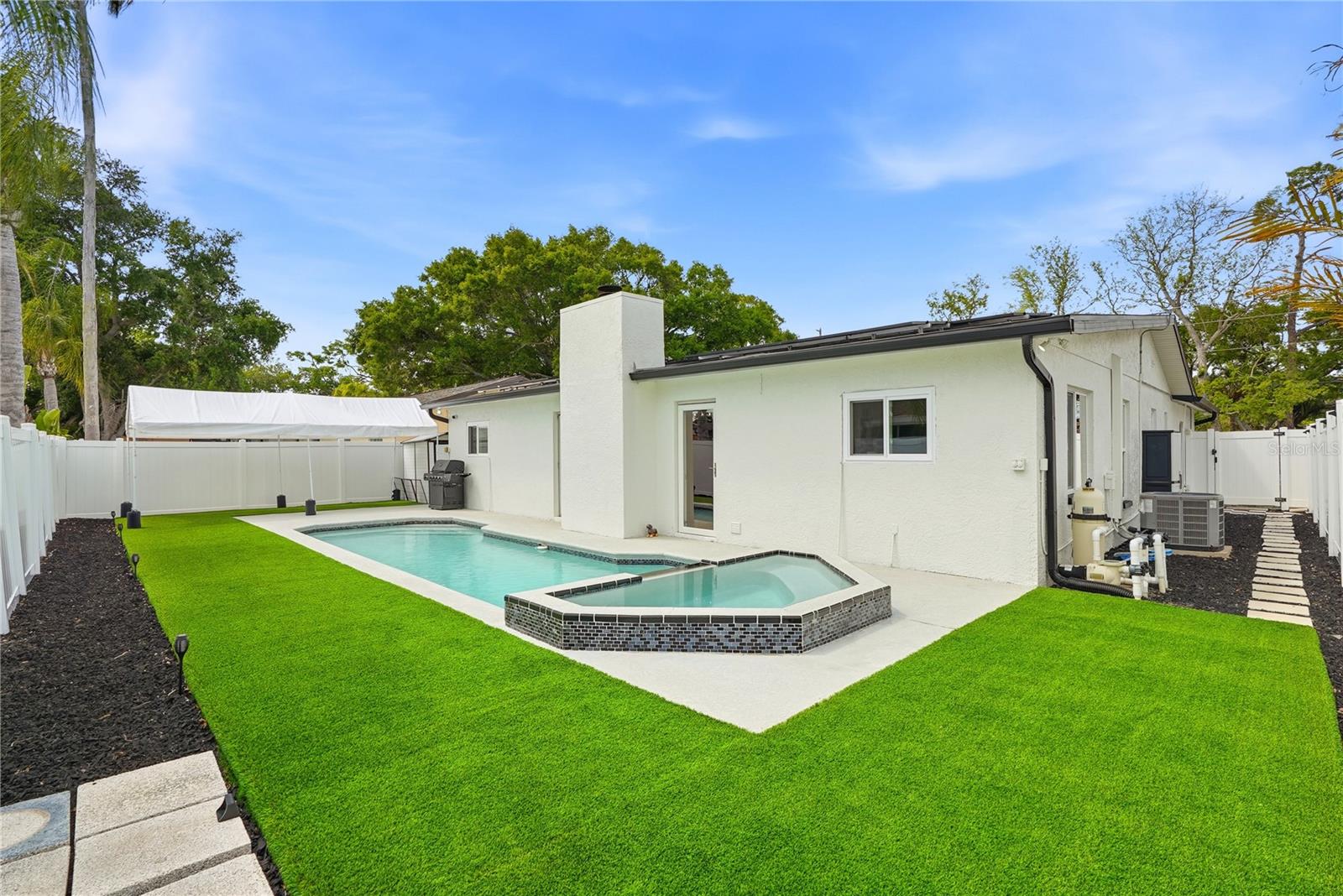 Backyard Pool