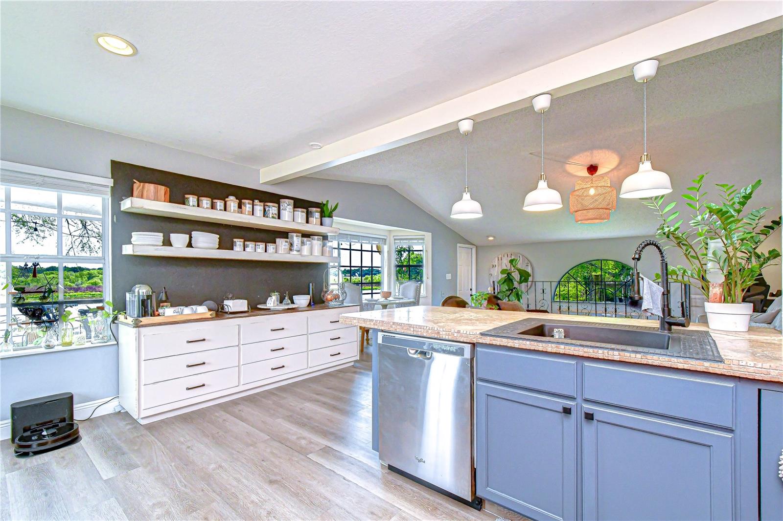Trendy Floating Shelves Feature