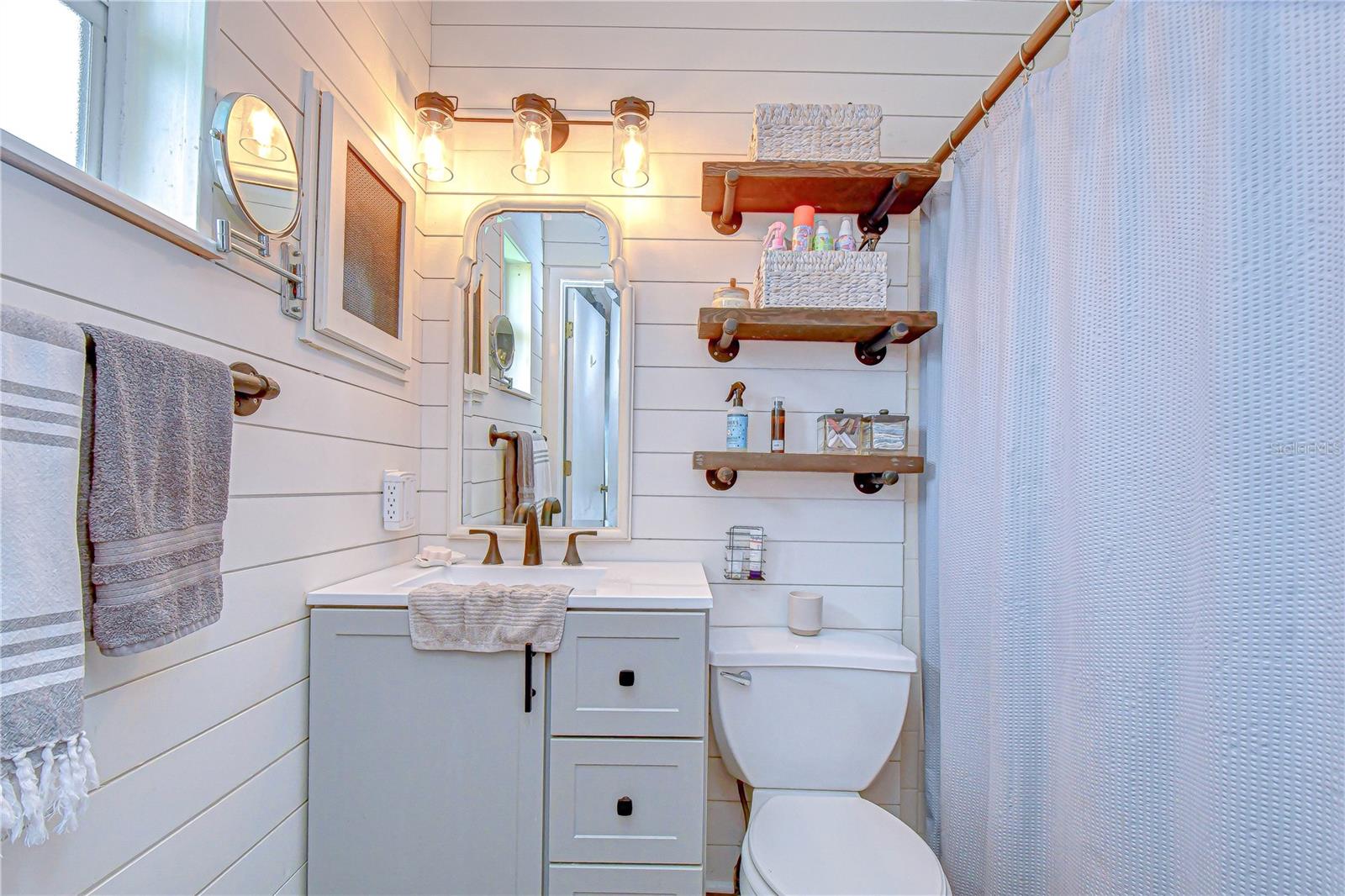 Spa-Inspired Primary Bathroom