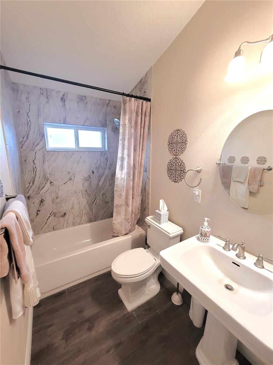 Tiled Shower with Tub