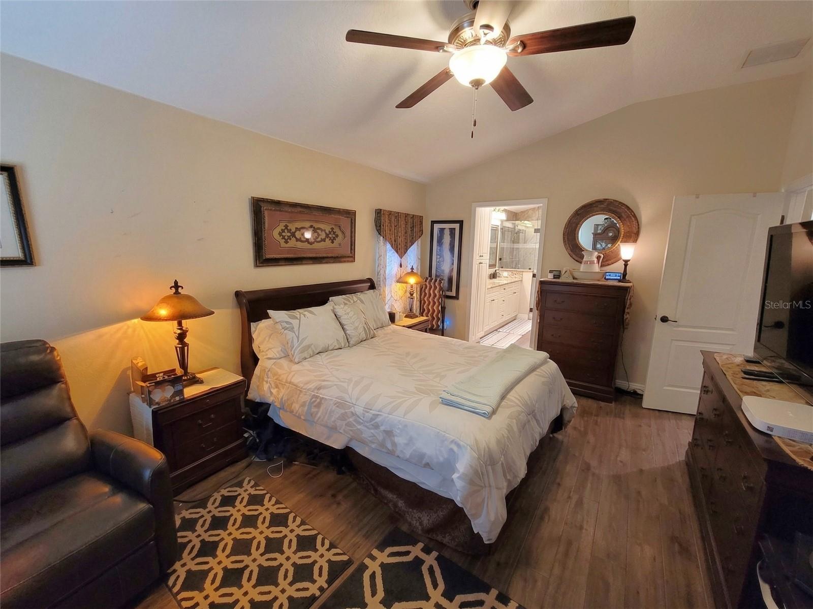 and private En-Suite