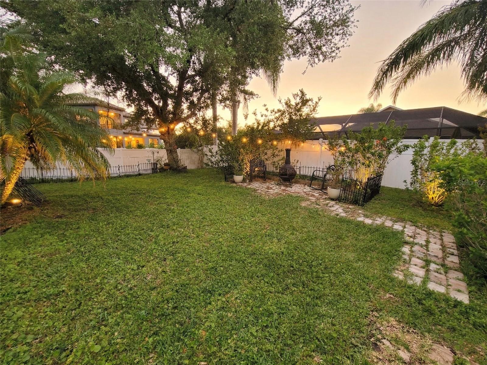 large grassy areas too