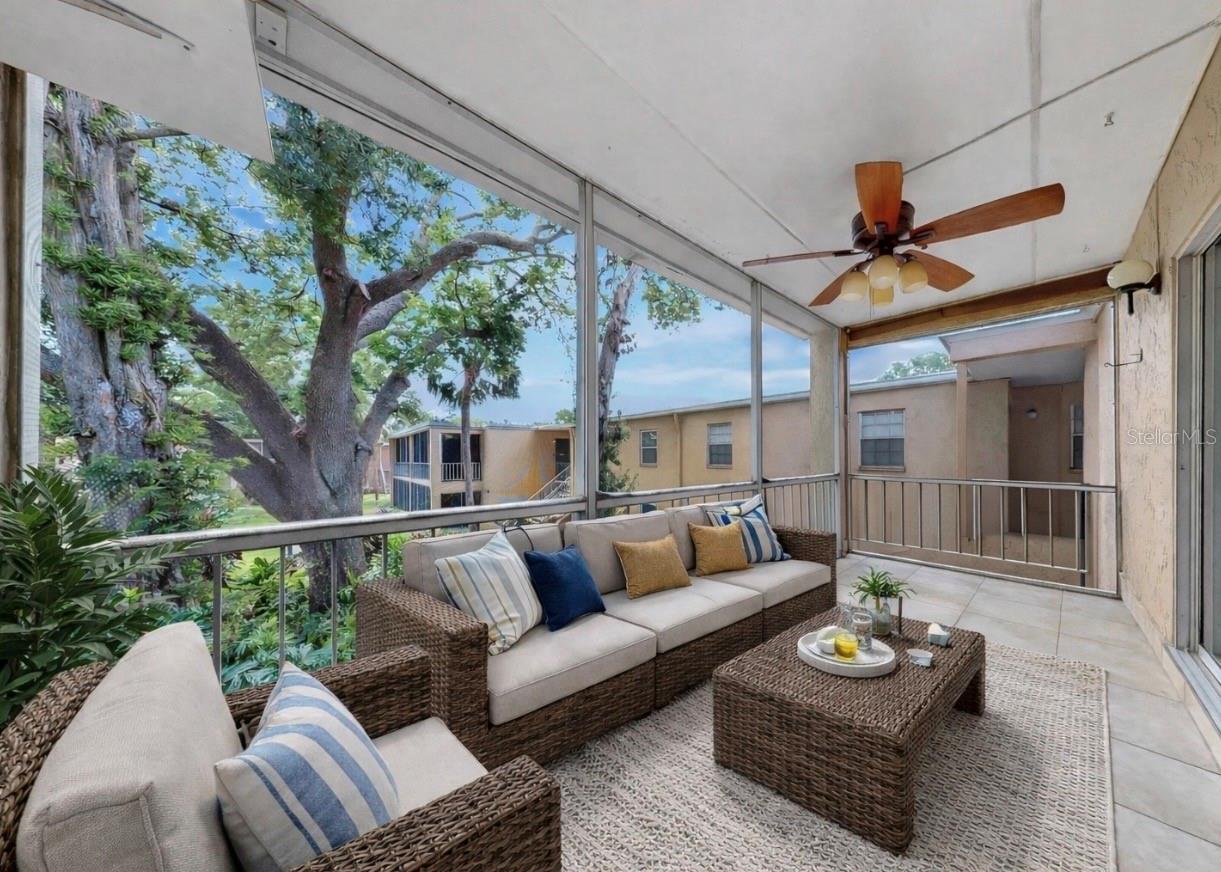 balcony-staged
