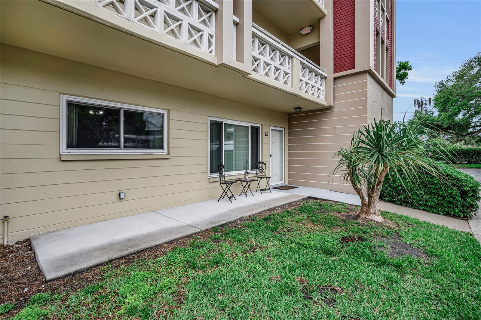 Corner End Unit with newer Double Pane Windows