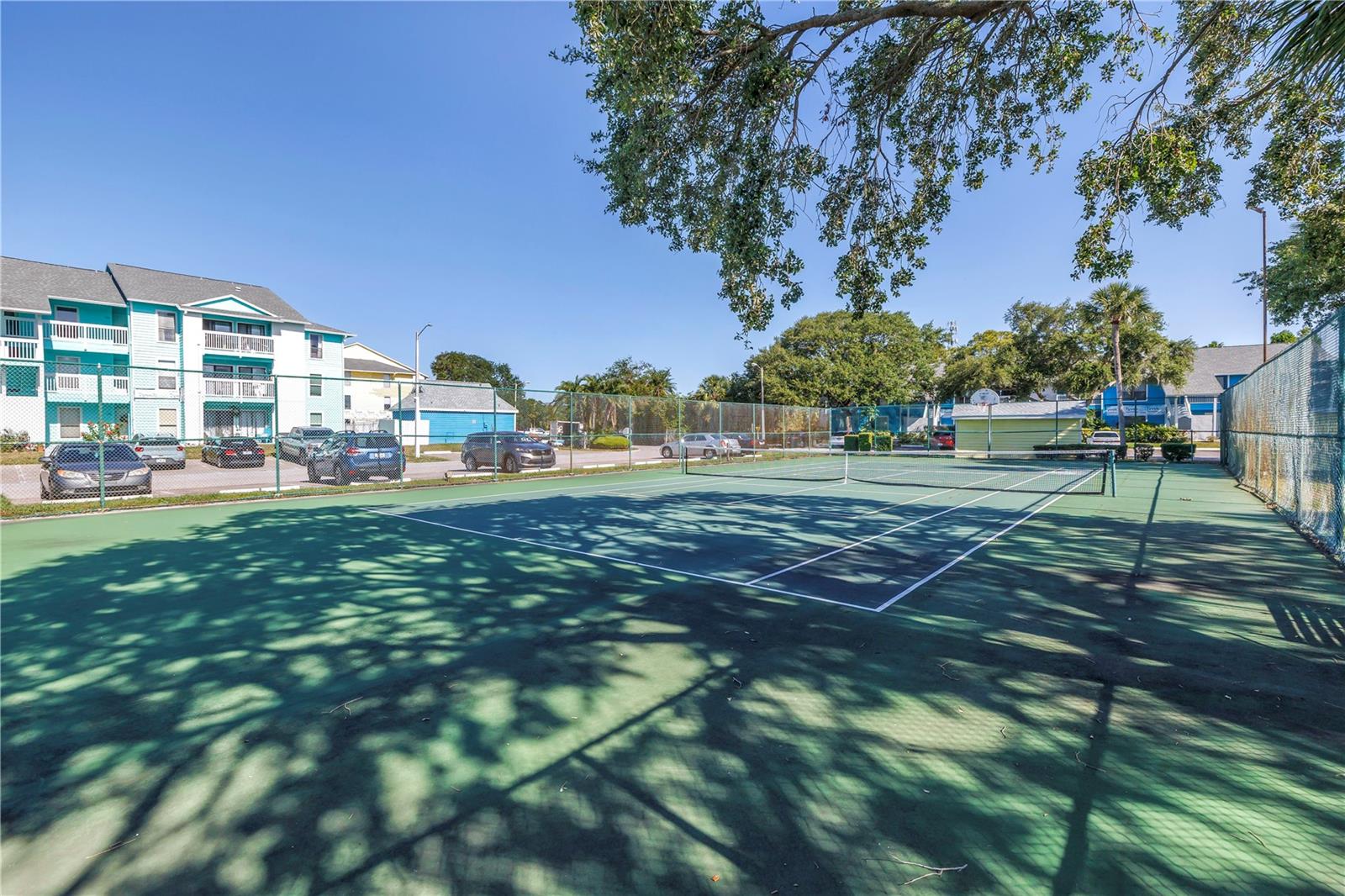 Clubhouse Tennis Courts