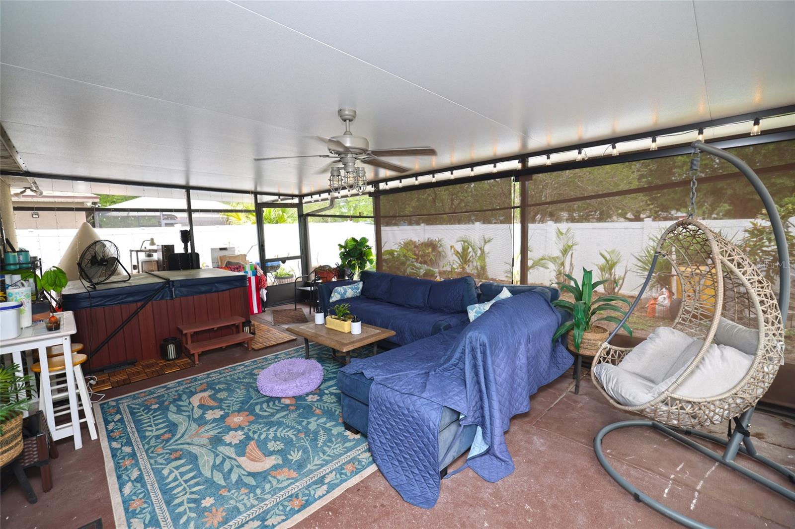 screened lanai